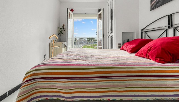 Sale - Apartment - Los Altos