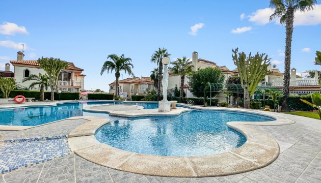 Sale - Apartment - Los Altos