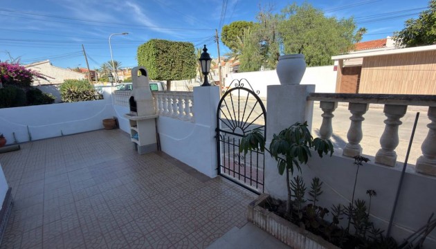 Sale - Apartment - Torrevieja - Aguas Nuevas