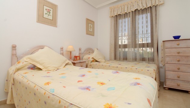 Sale - Apartment - Villamartin - PAU 8