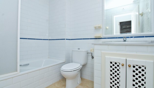 Sale - Apartment - Villamartin - PAU 8