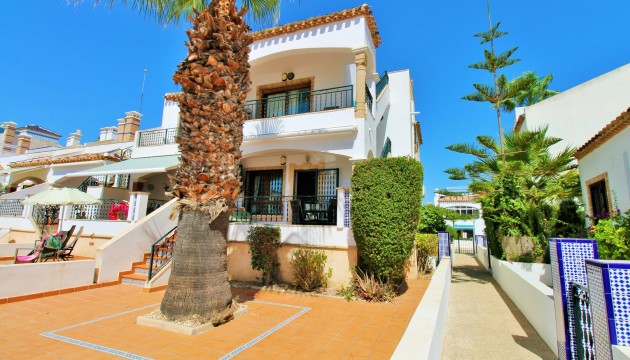 Sale - Apartment - Villamartin - PAU 8