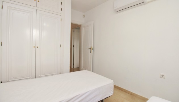 Sale - Townhouse - Villamartin - Villamartín