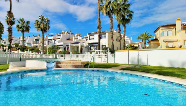 Sale - Townhouse - Villamartin - Villamartín