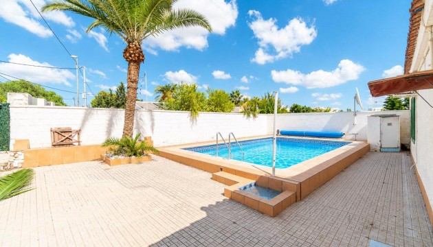 Revente - Villas
 - Torre - Pacheco - Roldán