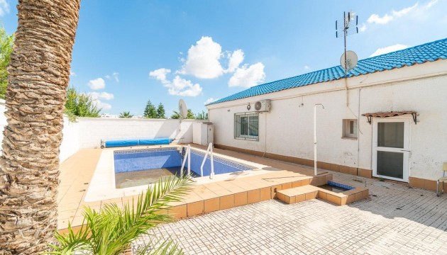 Revente - Villas
 - Torre - Pacheco - Roldán