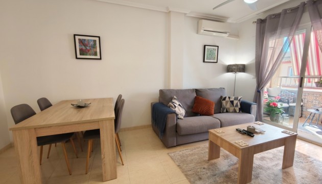 Resale - Wohnung - Algorfa