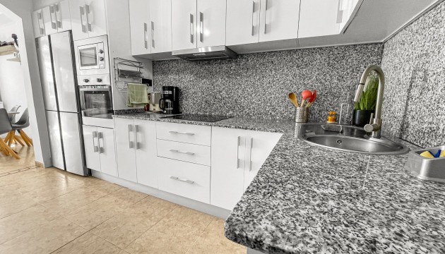 Sale - Townhouse - Torrevieja
