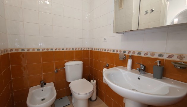 Resale - Wohnung - Algorfa