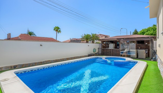 Sale - Villas - Ciudad Quesada - Center