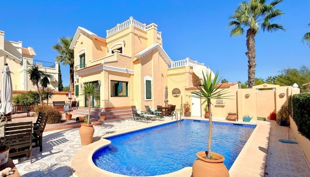 Venta - Villas
 - Orihuela Costa - Los Dolses