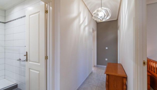 Resale - Villen
 - Orihuela - Playa Flamenca