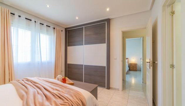 Resale - Villen
 - Orihuela - Playa Flamenca