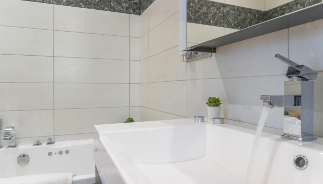Resale - Villen
 - Orihuela - Playa Flamenca