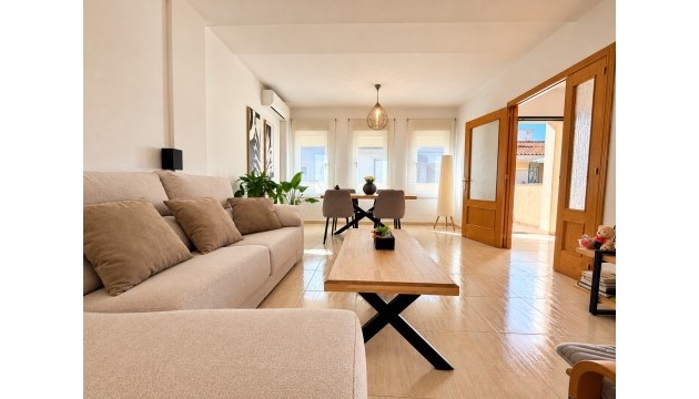 Revente - Townhouse - Daya Nueva