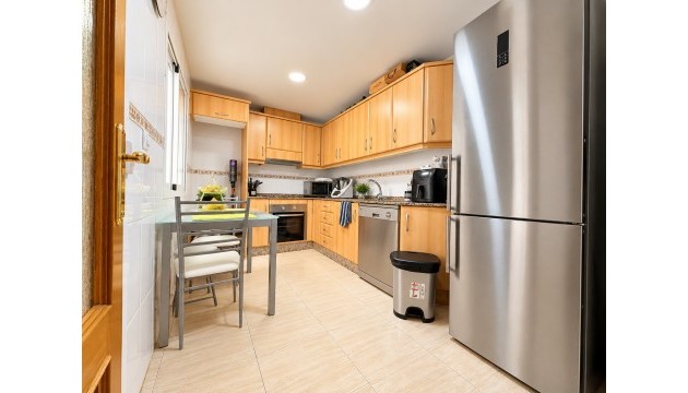 Revente - Townhouse - Daya Nueva