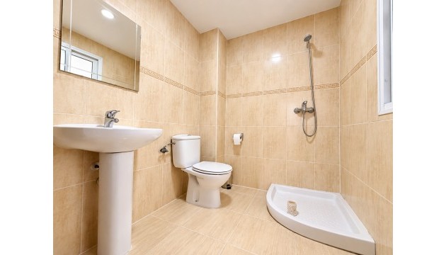 Revente - Townhouse - Daya Nueva