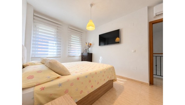 Revente - Townhouse - Daya Nueva
