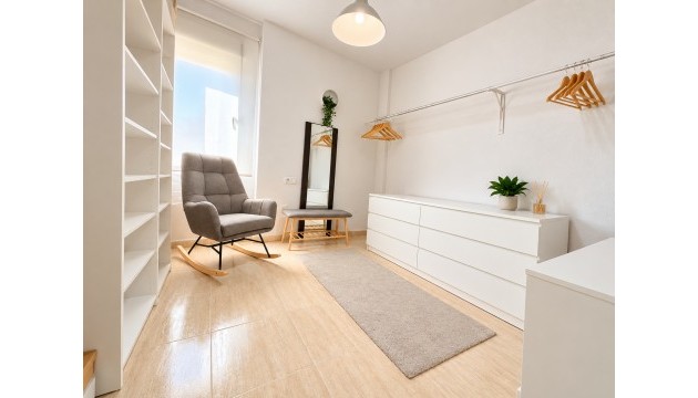 Revente - Townhouse - Daya Nueva