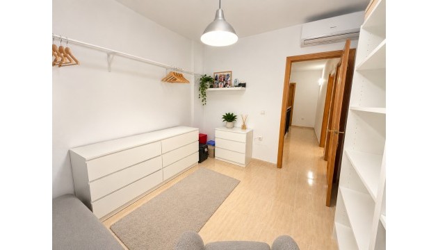 Revente - Townhouse - Daya Nueva