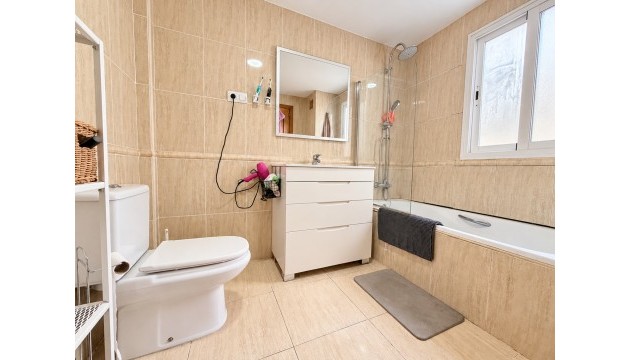 Revente - Townhouse - Daya Nueva