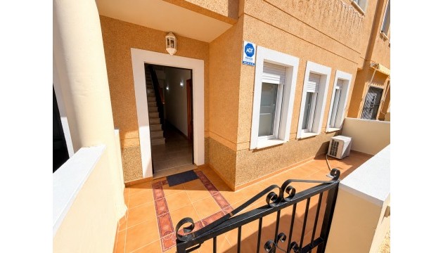 Revente - Townhouse - Daya Nueva
