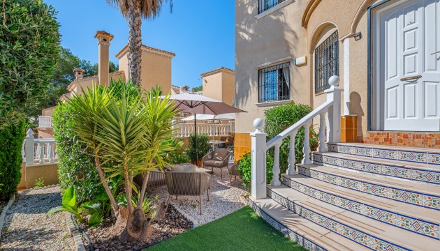 Resale - Townhouse - Villamartin - Costa Blanca