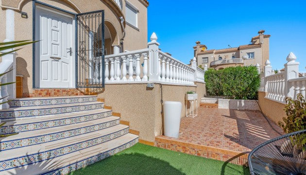 Resale - Townhouse - Villamartin - Costa Blanca