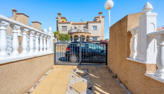 Resale - Townhouse - Villamartin - Costa Blanca