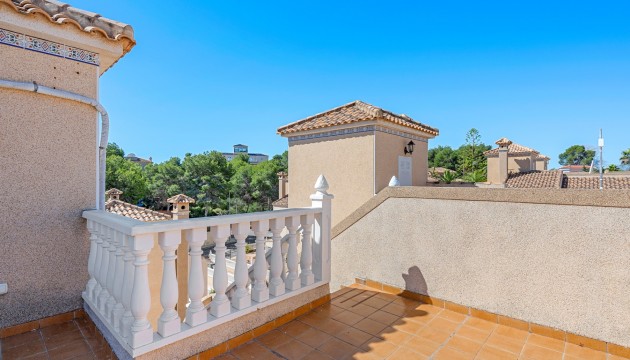 Resale - Townhouse - Villamartin - Costa Blanca
