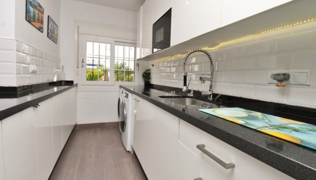 Sale - Townhouse - Villamartin - Villamartín