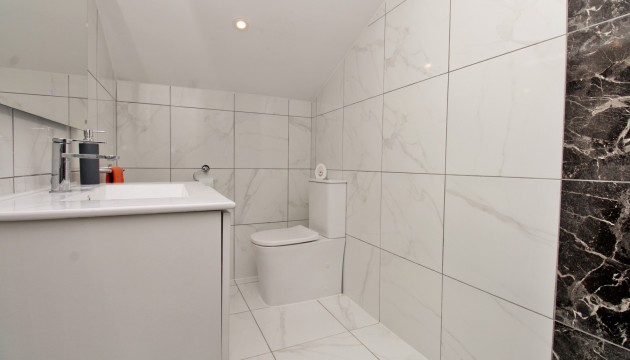 Sale - Townhouse - Villamartin - Villamartín