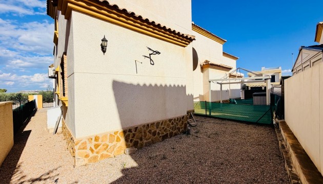 Sale - Villas - Los Montesinos - La Herrada