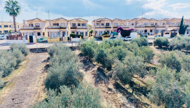 Sale - Villas - Los Montesinos - La Herrada