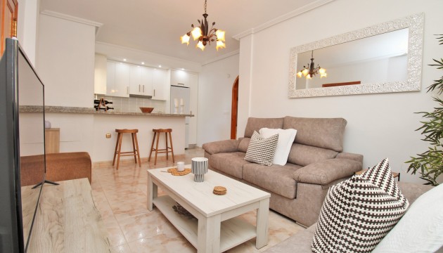 Resale - Townhouse - Villamartin - Villamartín