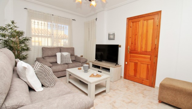 Resale - Townhouse - Villamartin - Villamartín
