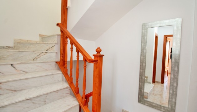 Resale - Townhouse - Villamartin - Villamartín