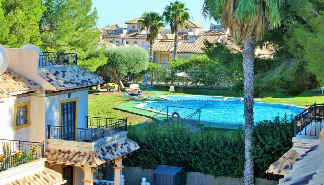 Resale - Townhouse - Villamartin - Villamartín