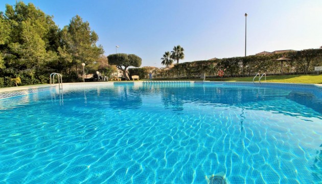 Resale - Townhouse - Villamartin - Villamartín