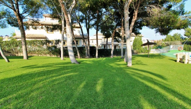 Resale - Townhouse - Villamartin - Villamartín