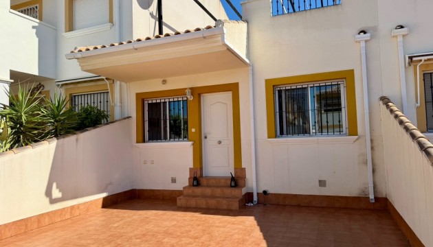 Sale - Townhouse - Orihuela - Entre Naranjos Vistabella